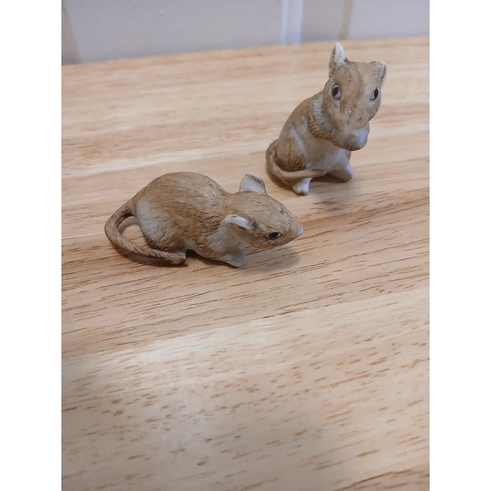 Little Critterz Mouse Kangaroo Rats Set of 2 Ceramic Brown Mice